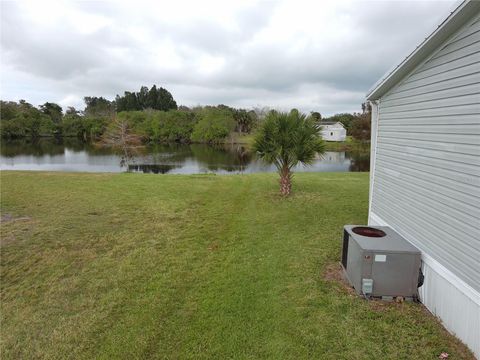 A home in MOORE HAVEN