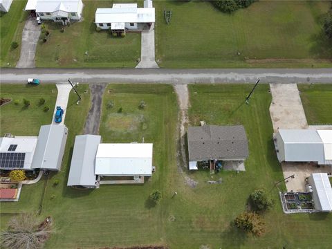 A home in MOORE HAVEN