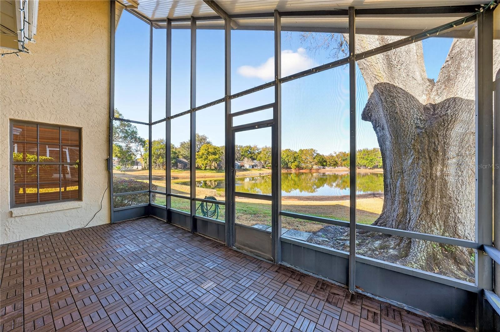 OAKS WEKIWA - Residential