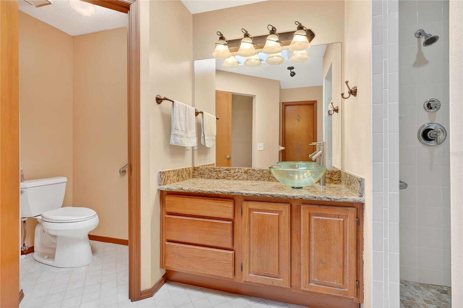 OAKS WEKIWA - Residential