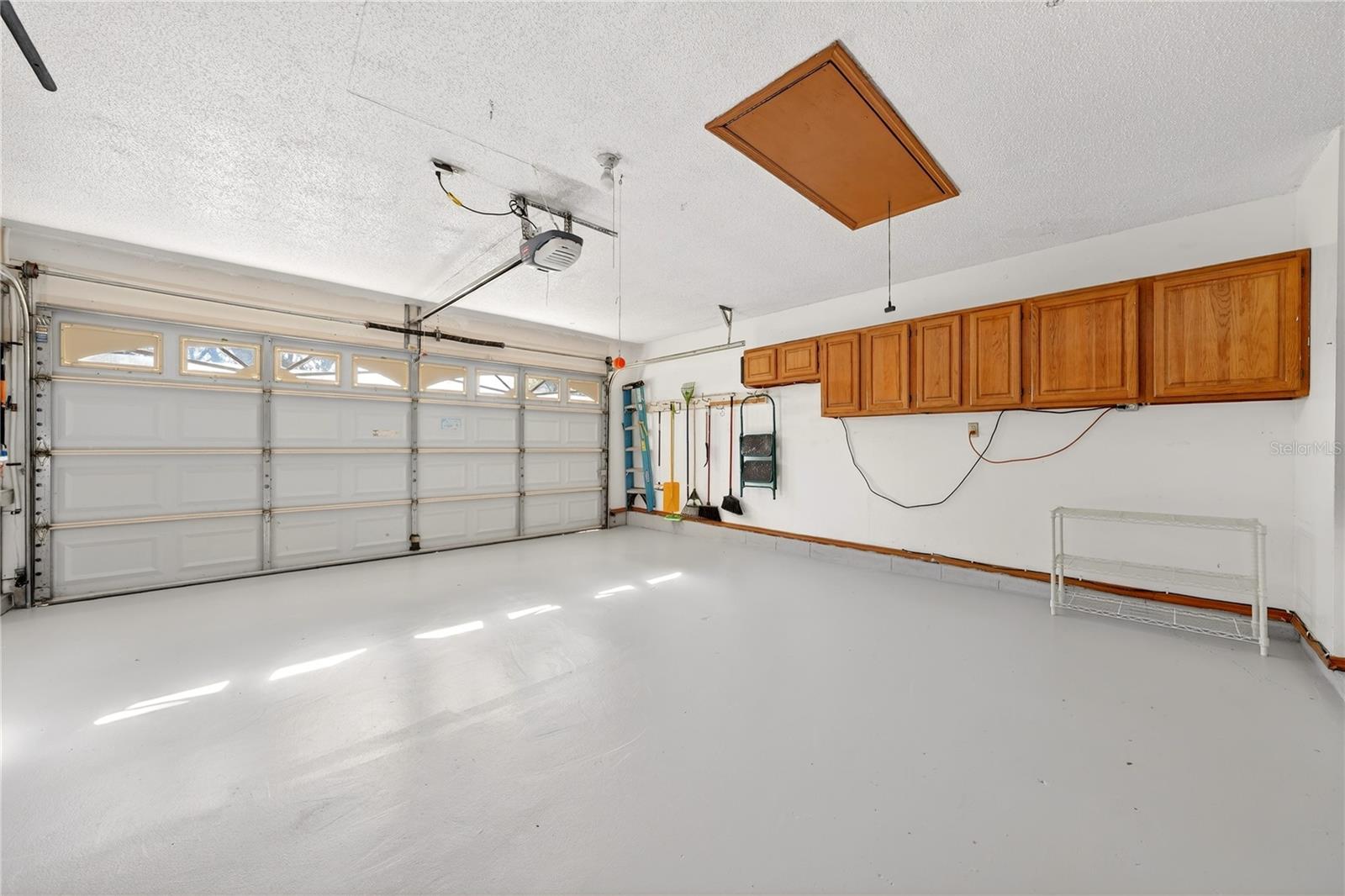 OAKS WEKIWA - Residential