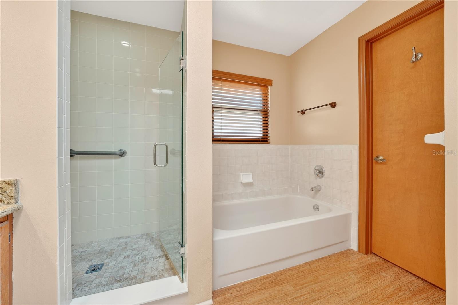 OAKS WEKIWA - Residential