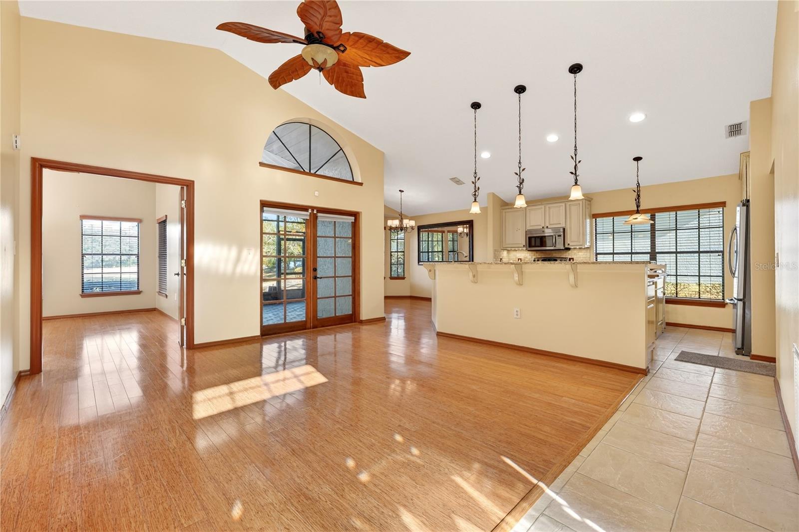 OAKS WEKIWA - Residential