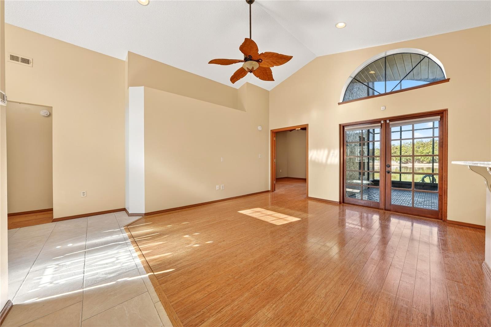 OAKS WEKIWA - Residential