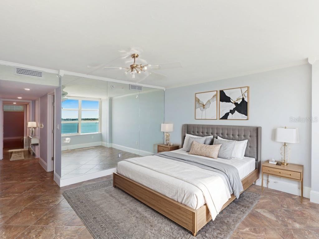 988 BLVD OF THE ARTS 1011