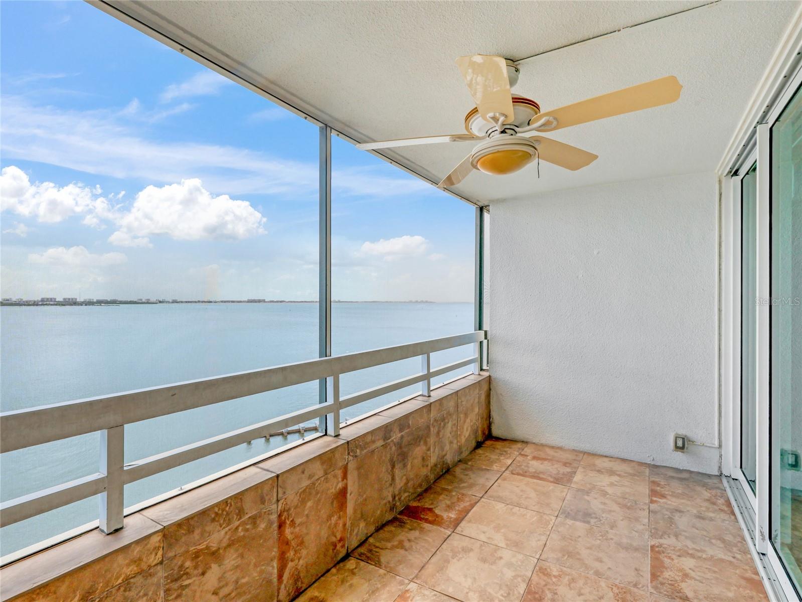 CONDO ON THE BAY TOWER II - Residential