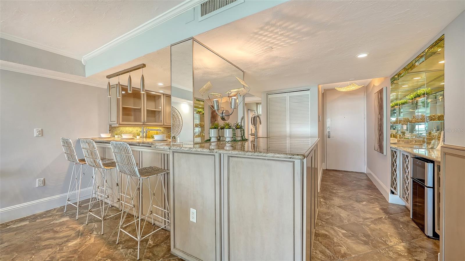 CONDO ON THE BAY TOWER II - Residential