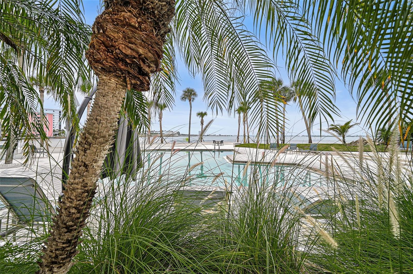 CONDO ON THE BAY TOWER II - Residential