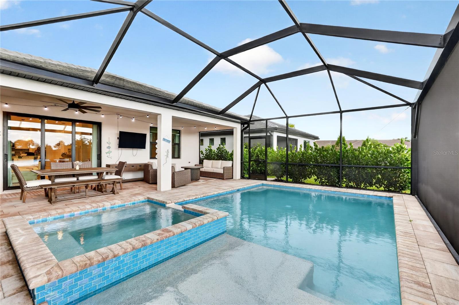 6204 FISH EAGLE COURT