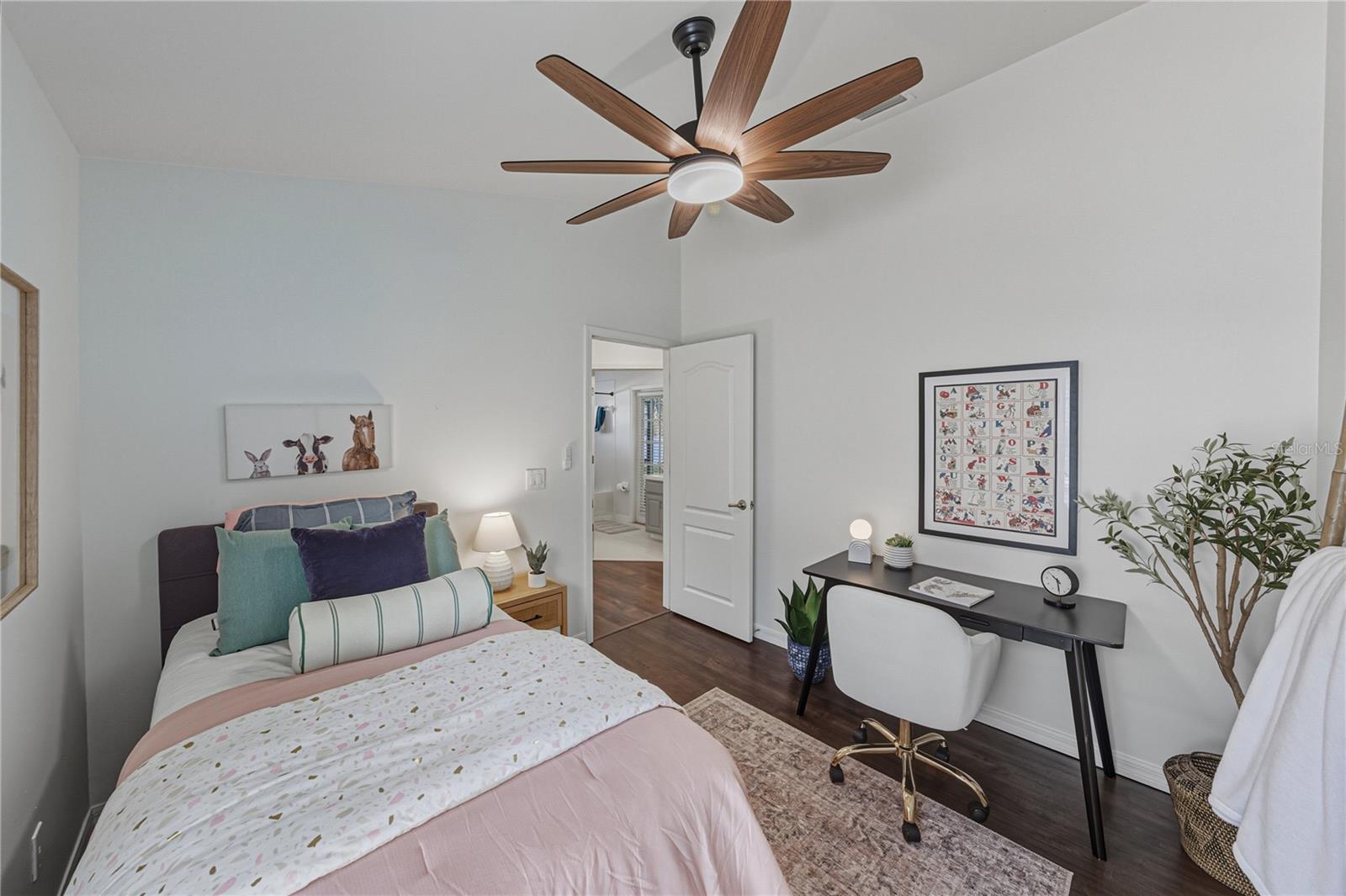 MEADOW POINTE 4 PRCL J - Residential