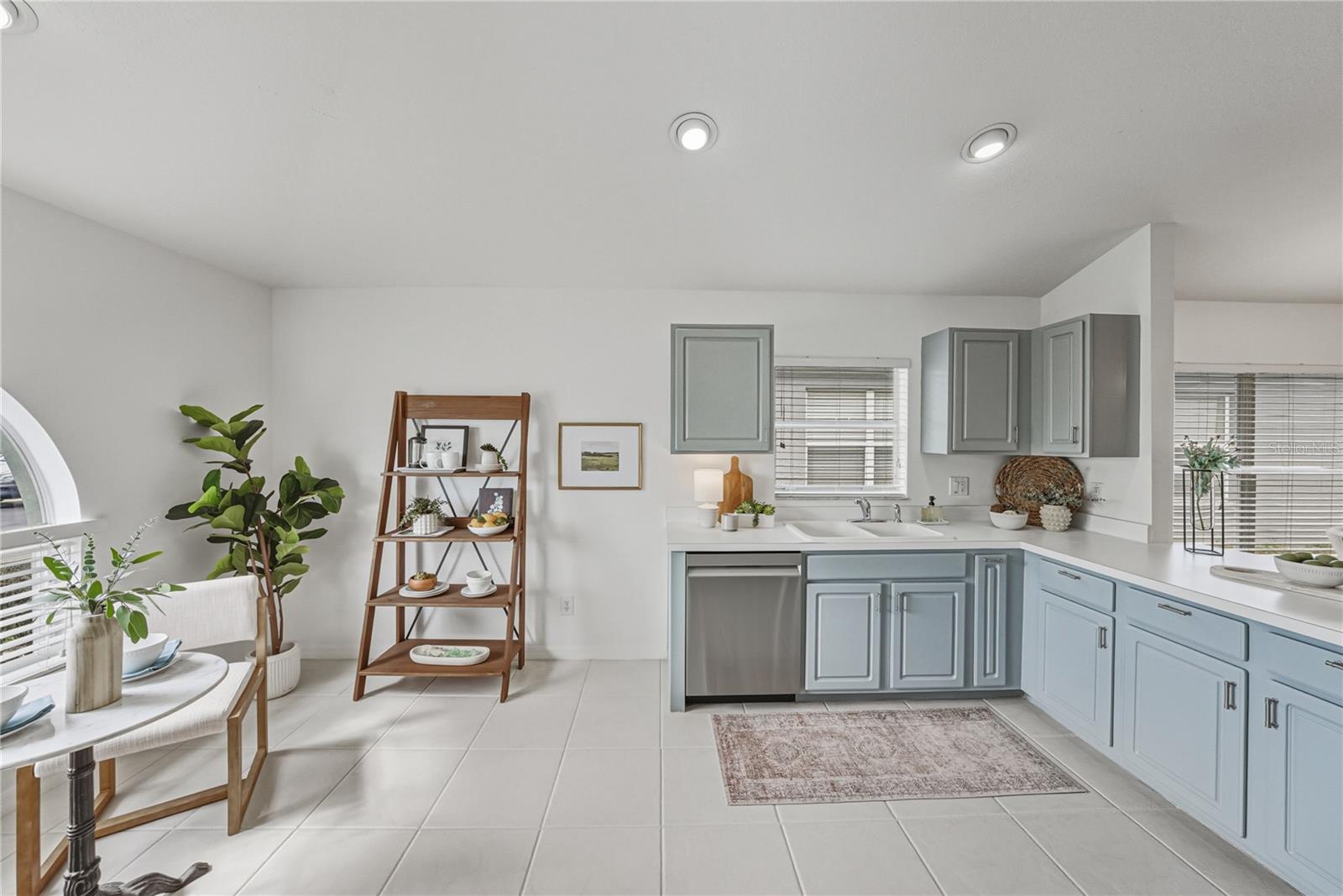 MEADOW POINTE 4 PRCL J - Residential