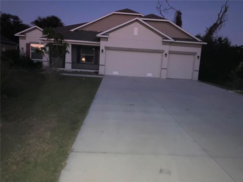 A home in PORT CHARLOTTE