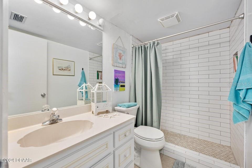 OCEAN SHORES CONDO - Residential