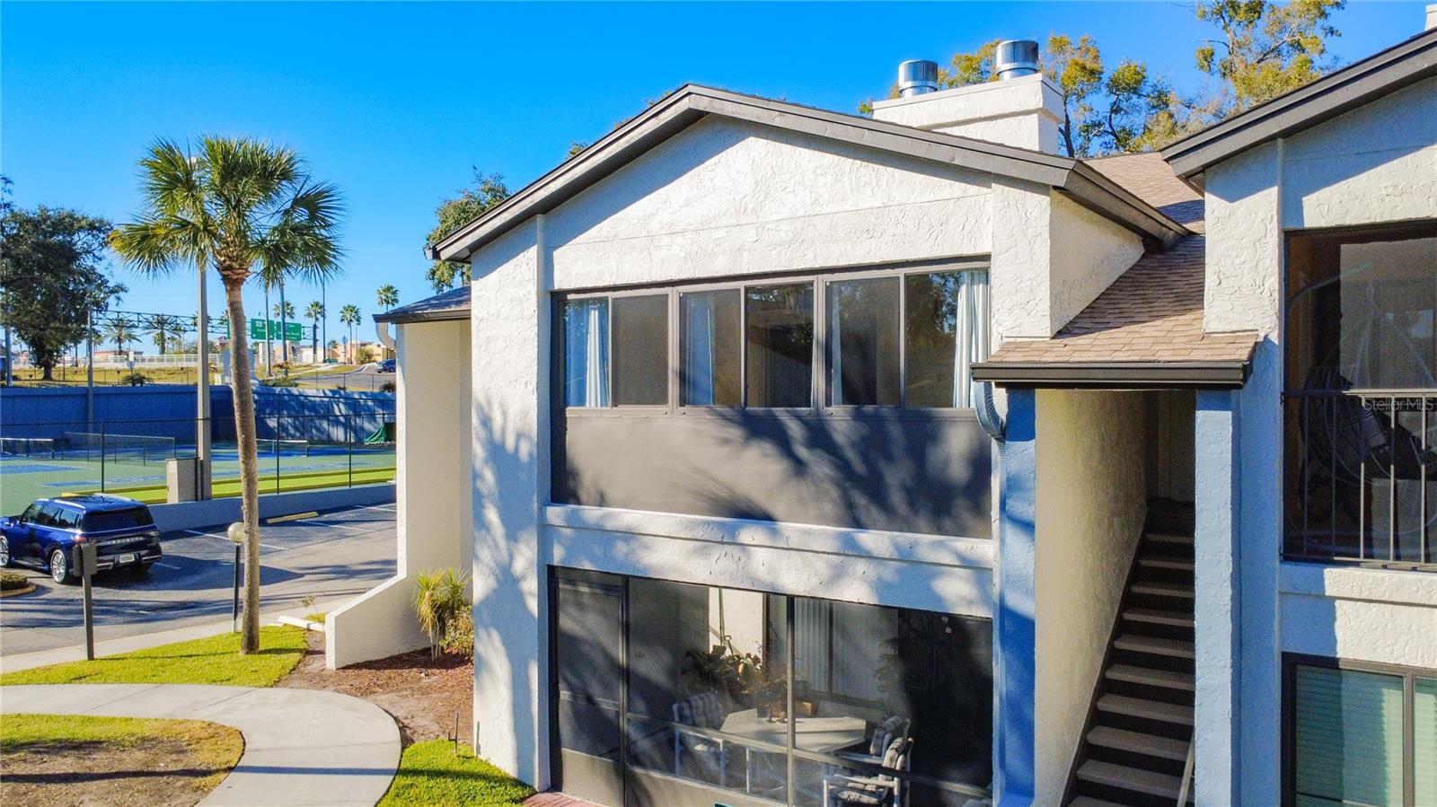 2 ESCONDIDO CIRCLE 190