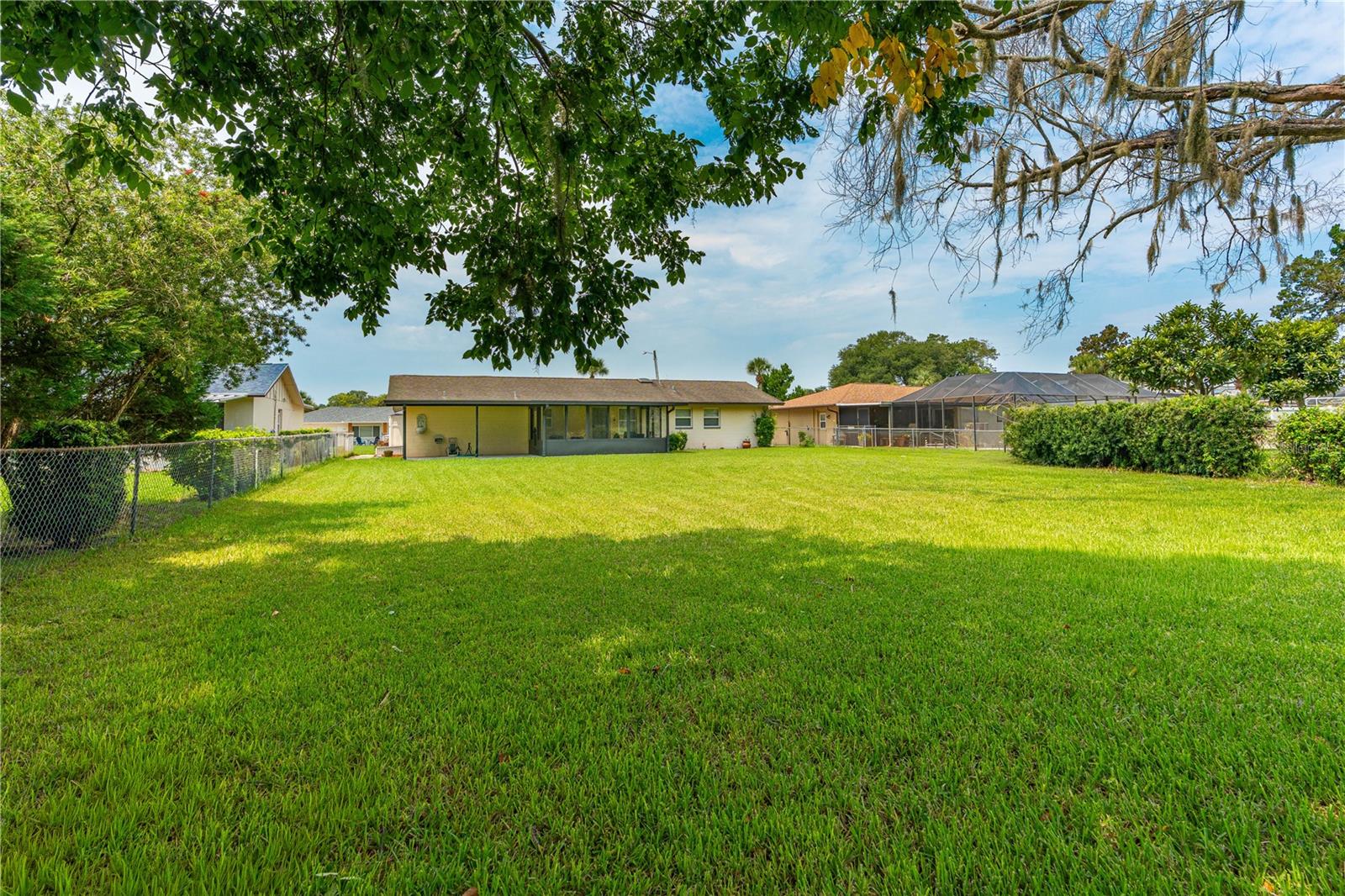 2955 CARRIAGE DRIVE