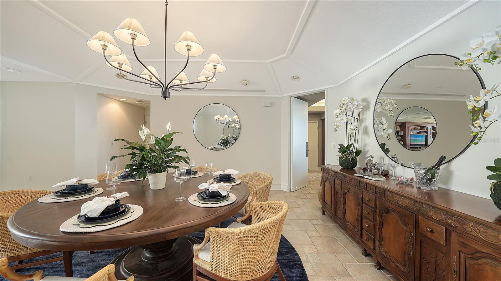 GRAND BAY 4 - Residential