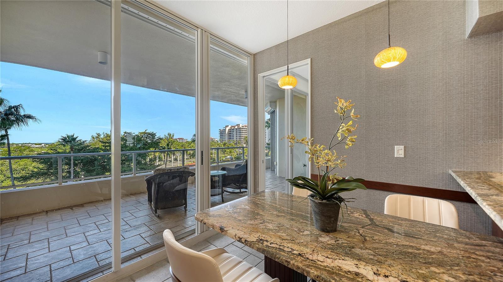 GRAND BAY 4 - Residential