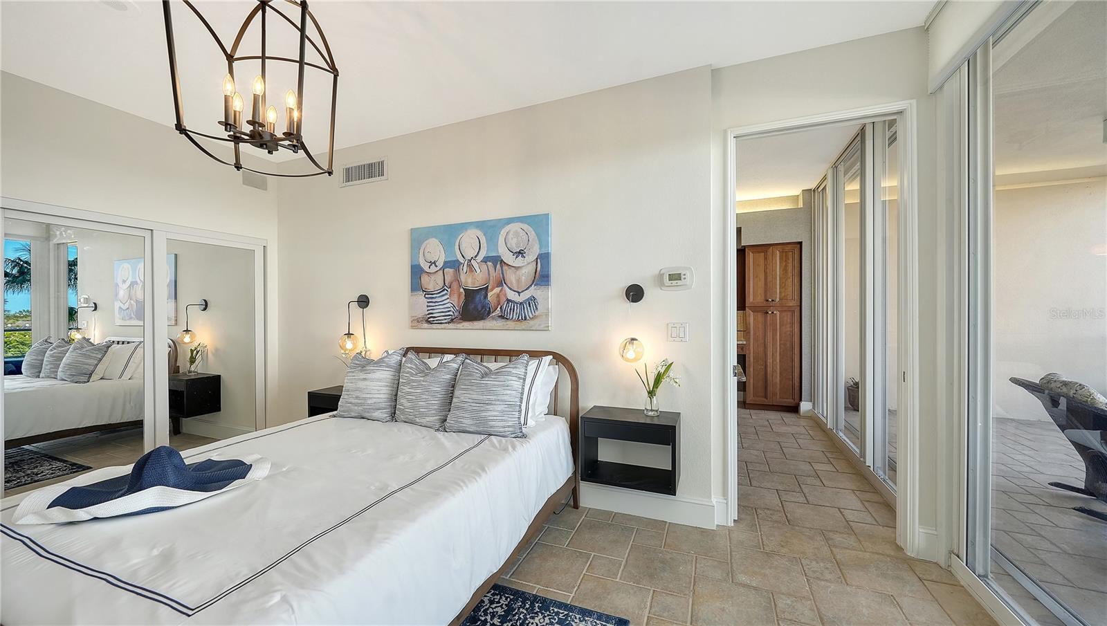 GRAND BAY 4 - Residential