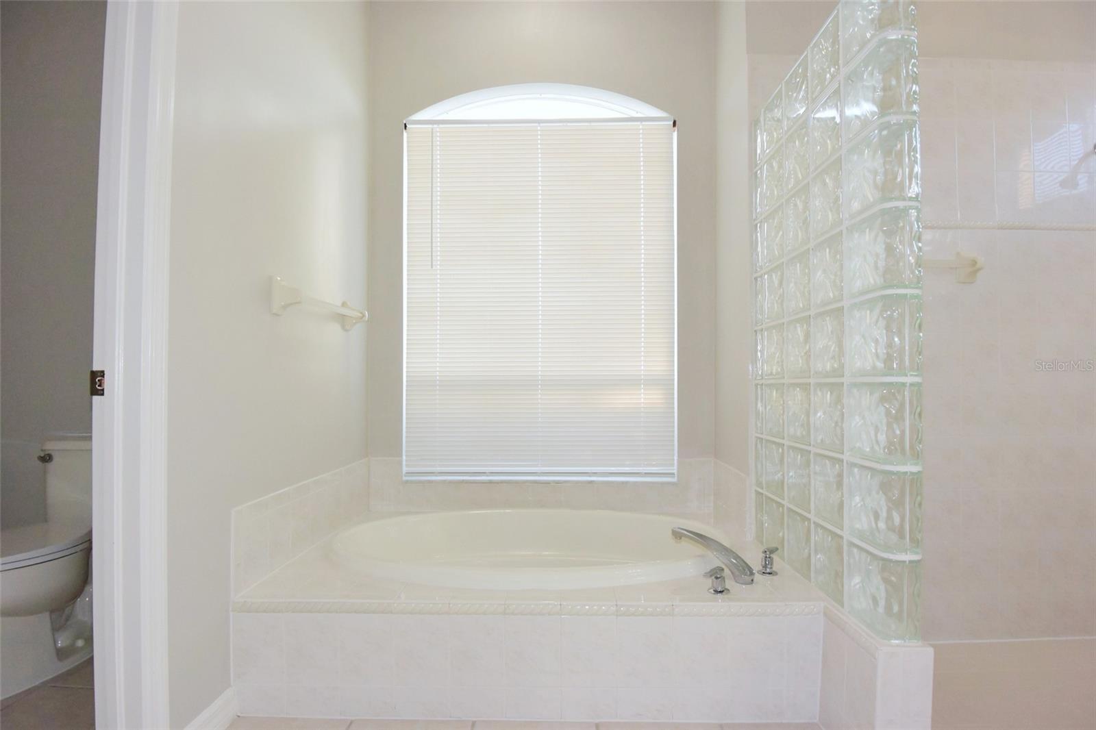 FOX WOOD PH 01 - Residential