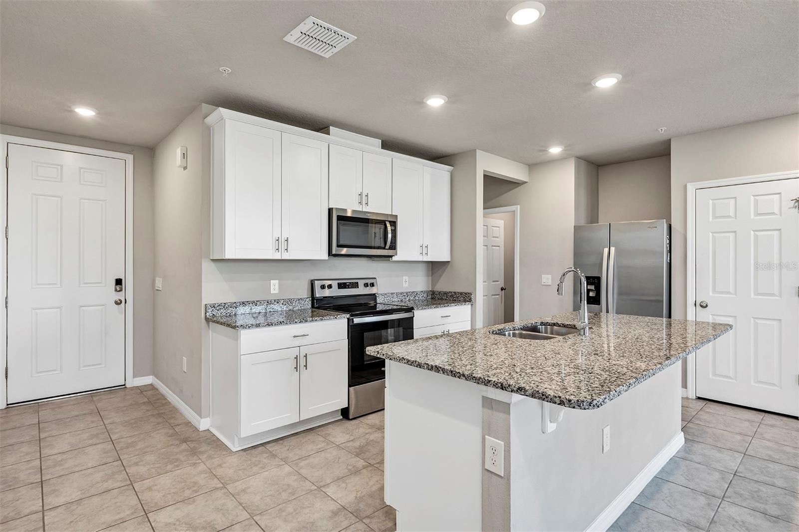 GREENS/FRST LAKE PH 1 - Residential