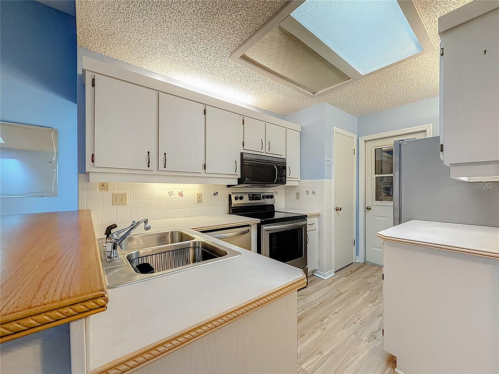 VILLAS OF BELLEVIEW - Residential