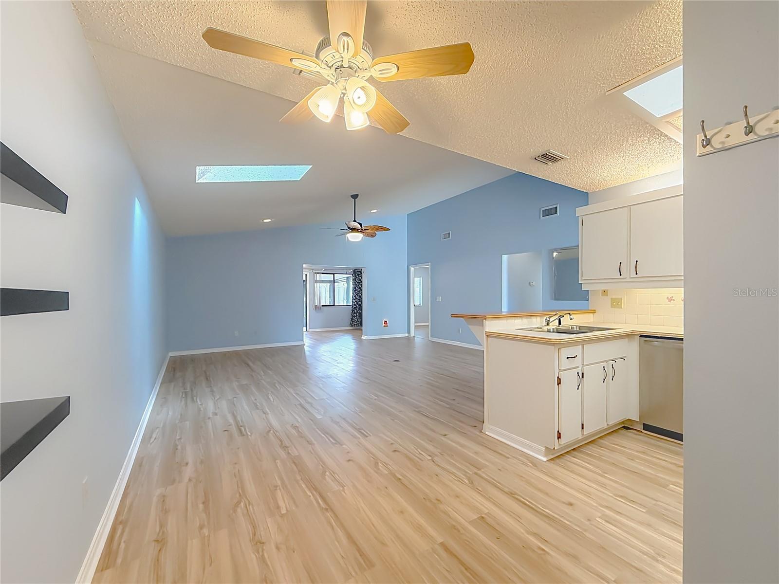 VILLAS OF BELLEVIEW - Residential