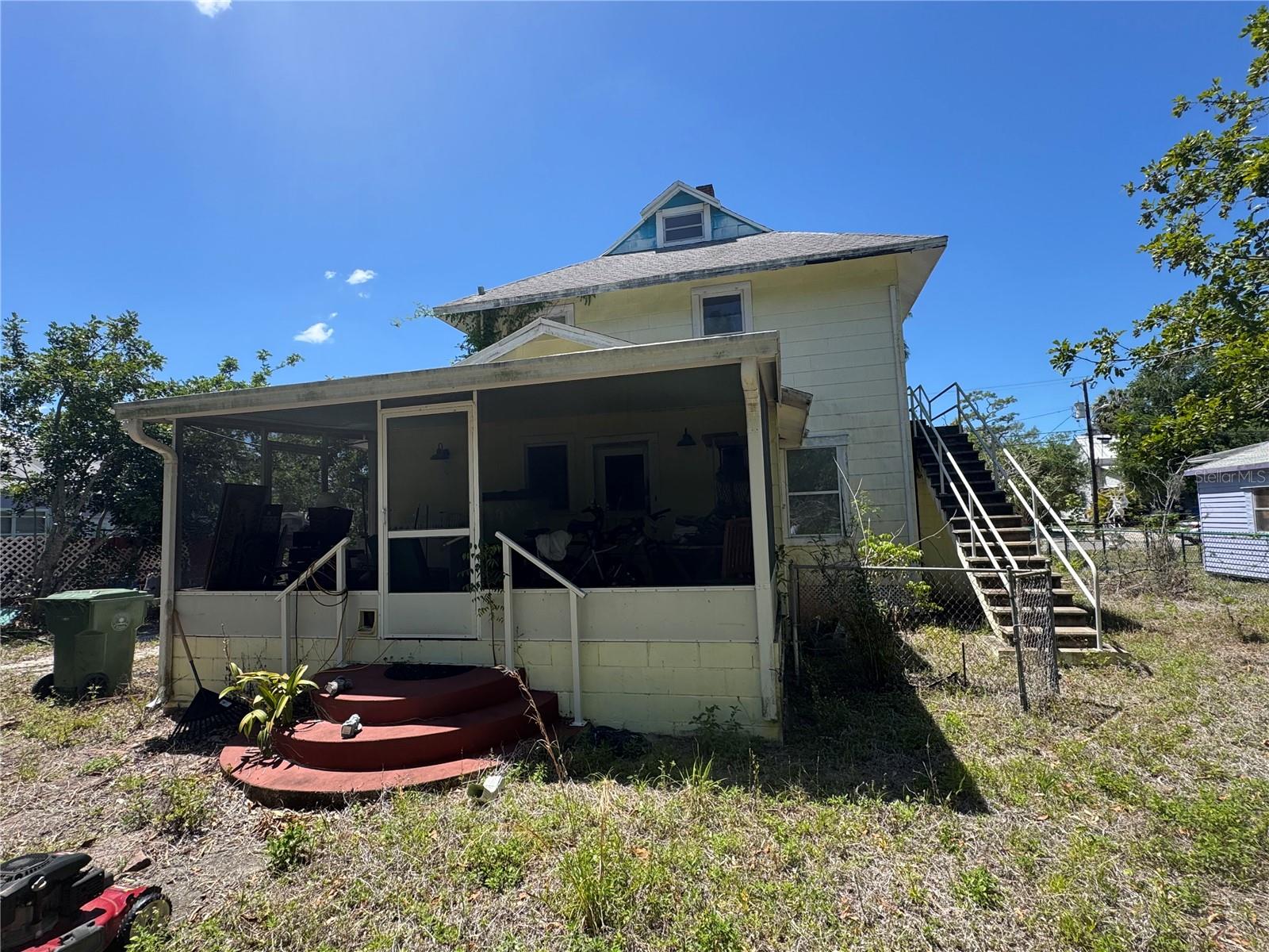 J H HUMPHRIES - Residential