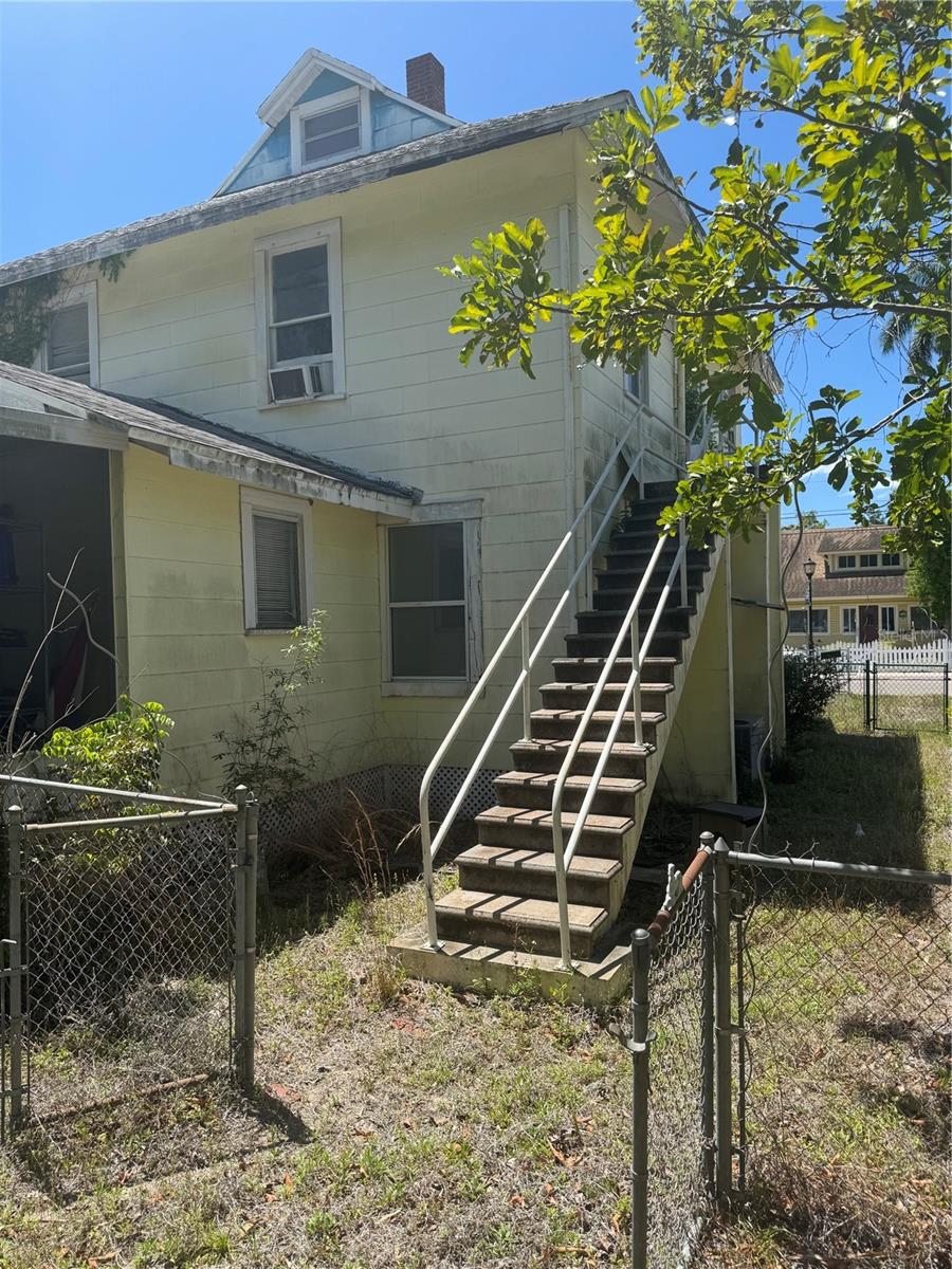 J H HUMPHRIES - Residential