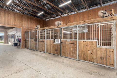 Tiny photo for 815 SE 145th Street, Summerfield, FL 34491 (MLS # G5106690)