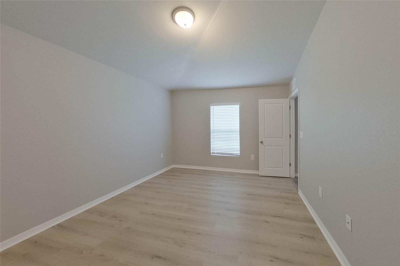 VISTANNA VILLAS - Residential Lease