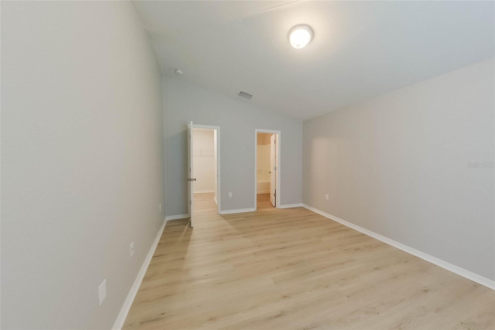 VISTANNA VILLAS - Residential Lease