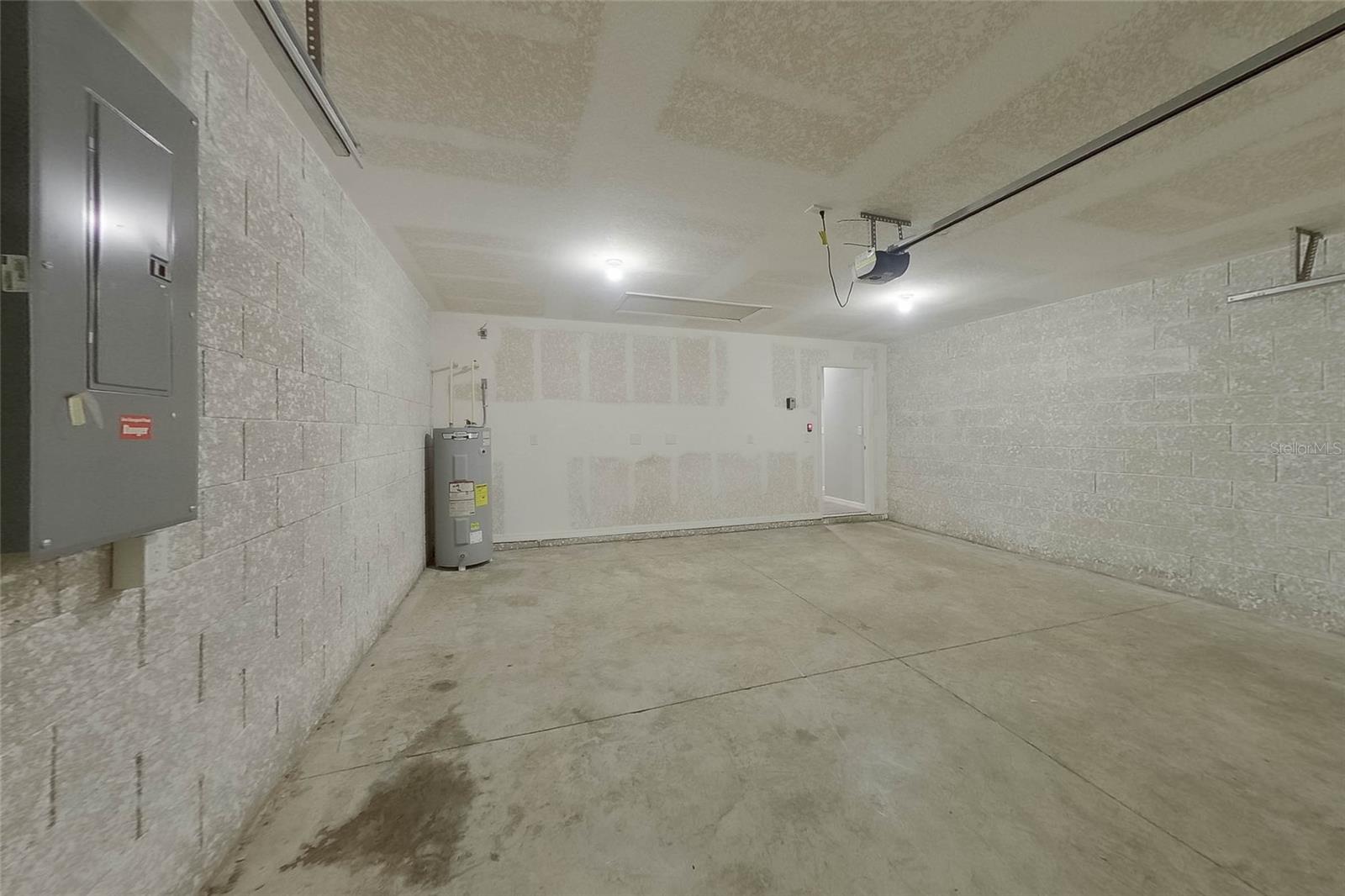 VISTANNA VILLAS - Residential Lease