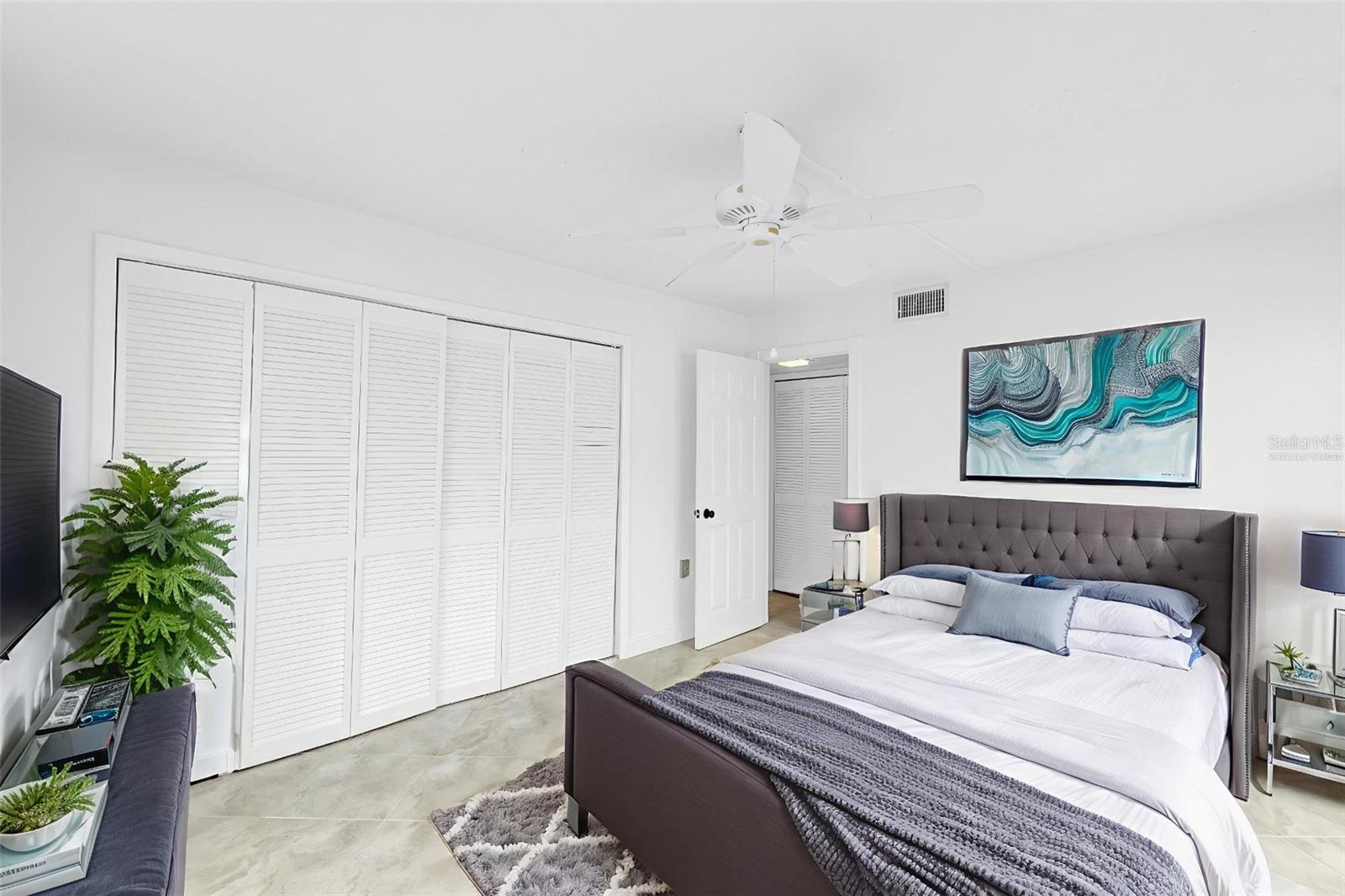 BAY ISLAND GROUP 10 - Residential