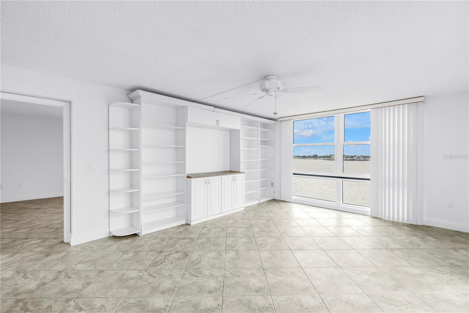 BAY ISLAND GROUP 10 - Residential