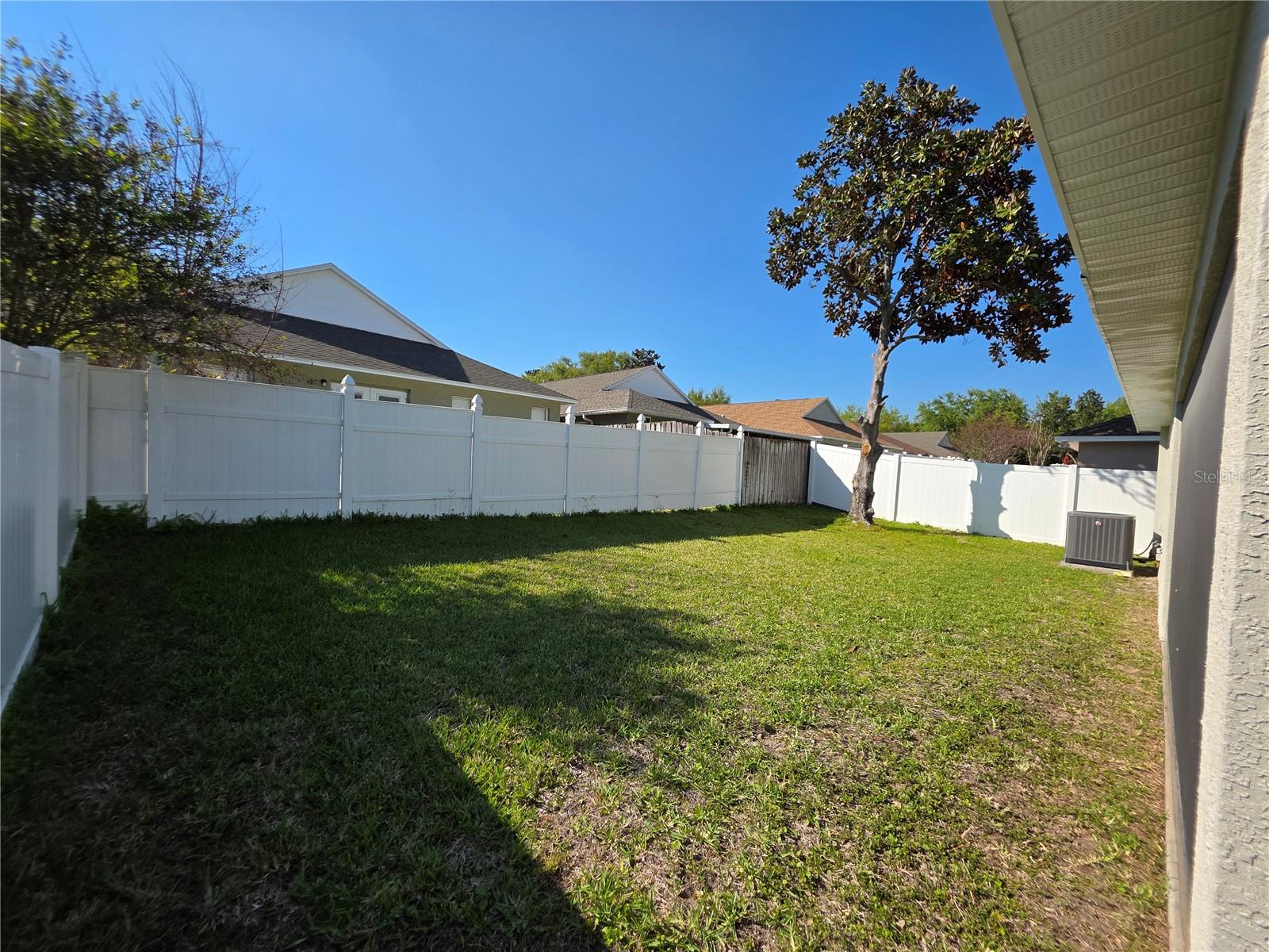 WOODBERRY PRCL B & C PH - Residential Lease