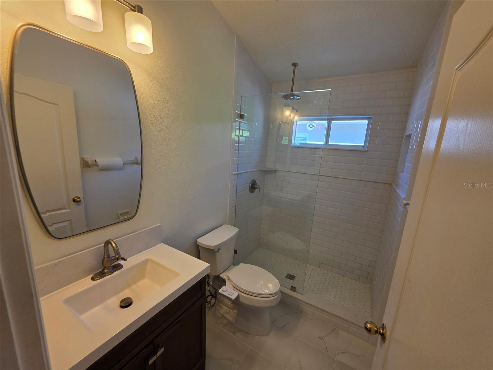 WOODBERRY PRCL B & C PH - Residential Lease