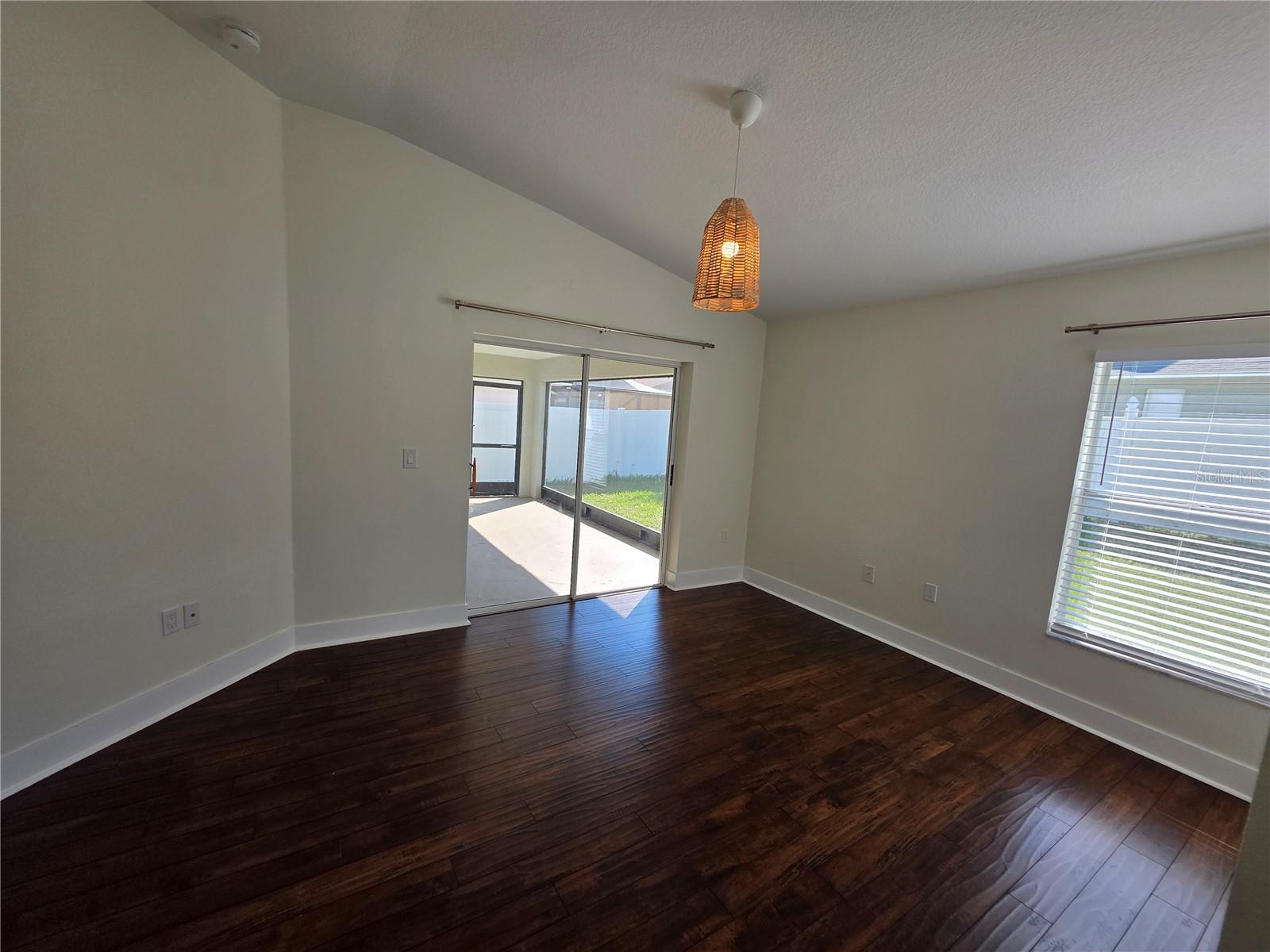 WOODBERRY PRCL B & C PH - Residential Lease