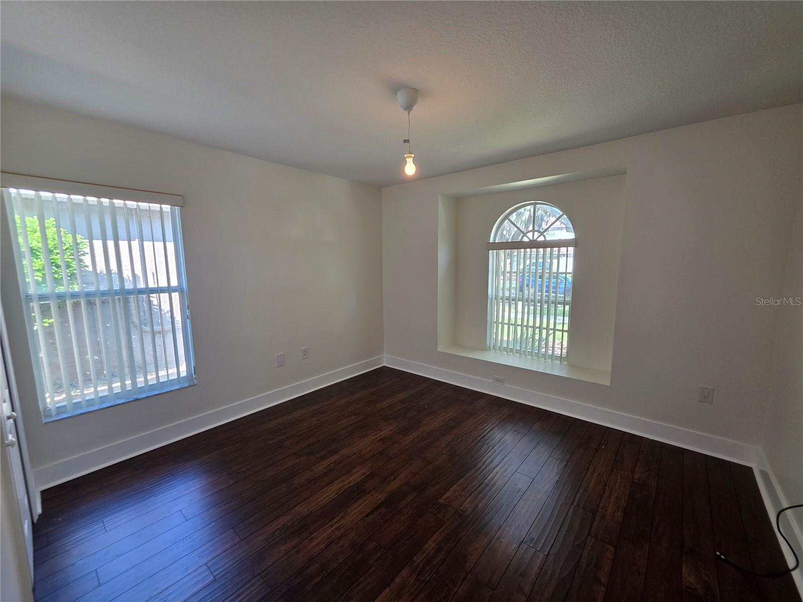 WOODBERRY PRCL B & C PH - Residential Lease