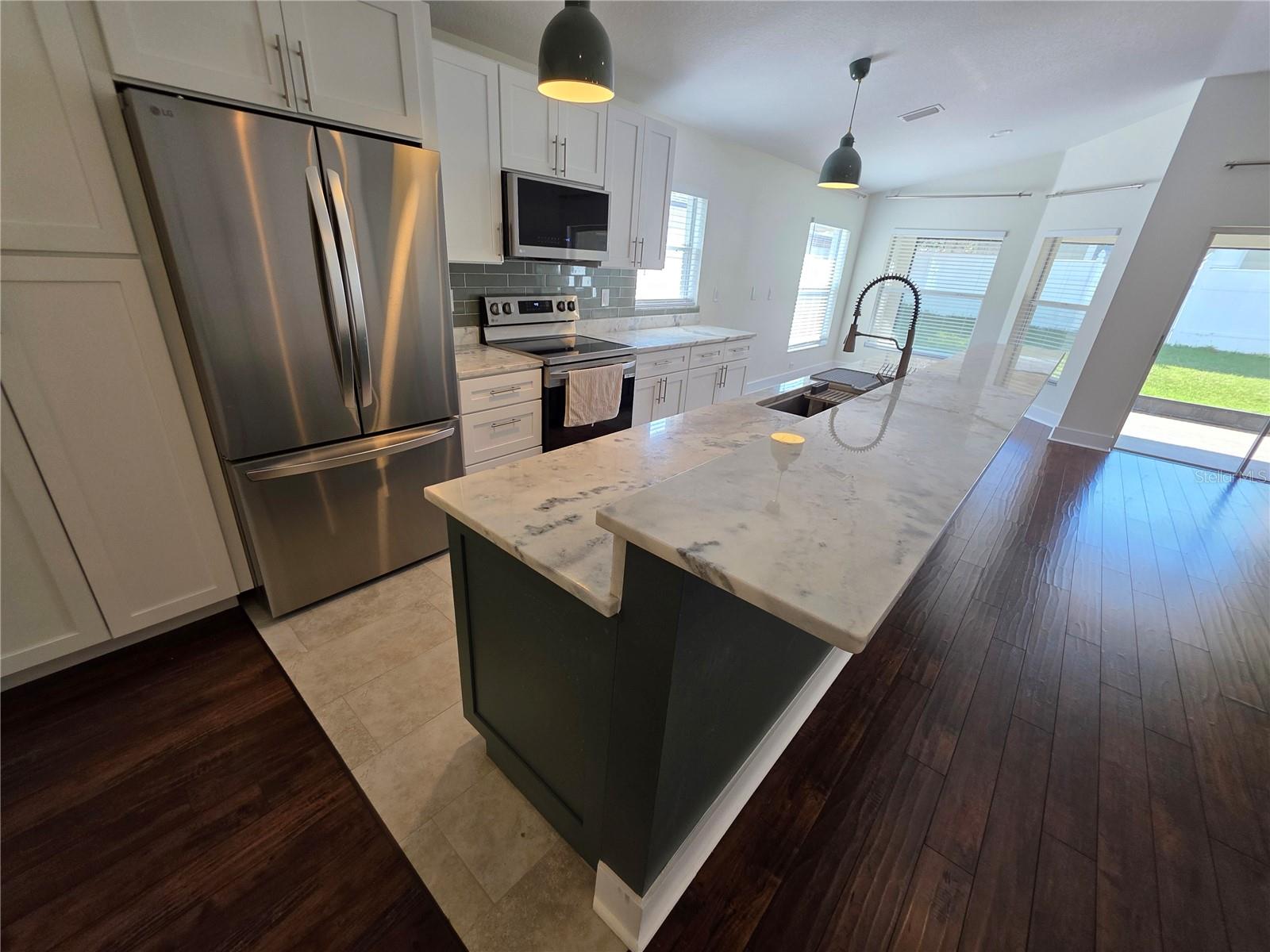 WOODBERRY PRCL B & C PH - Residential Lease