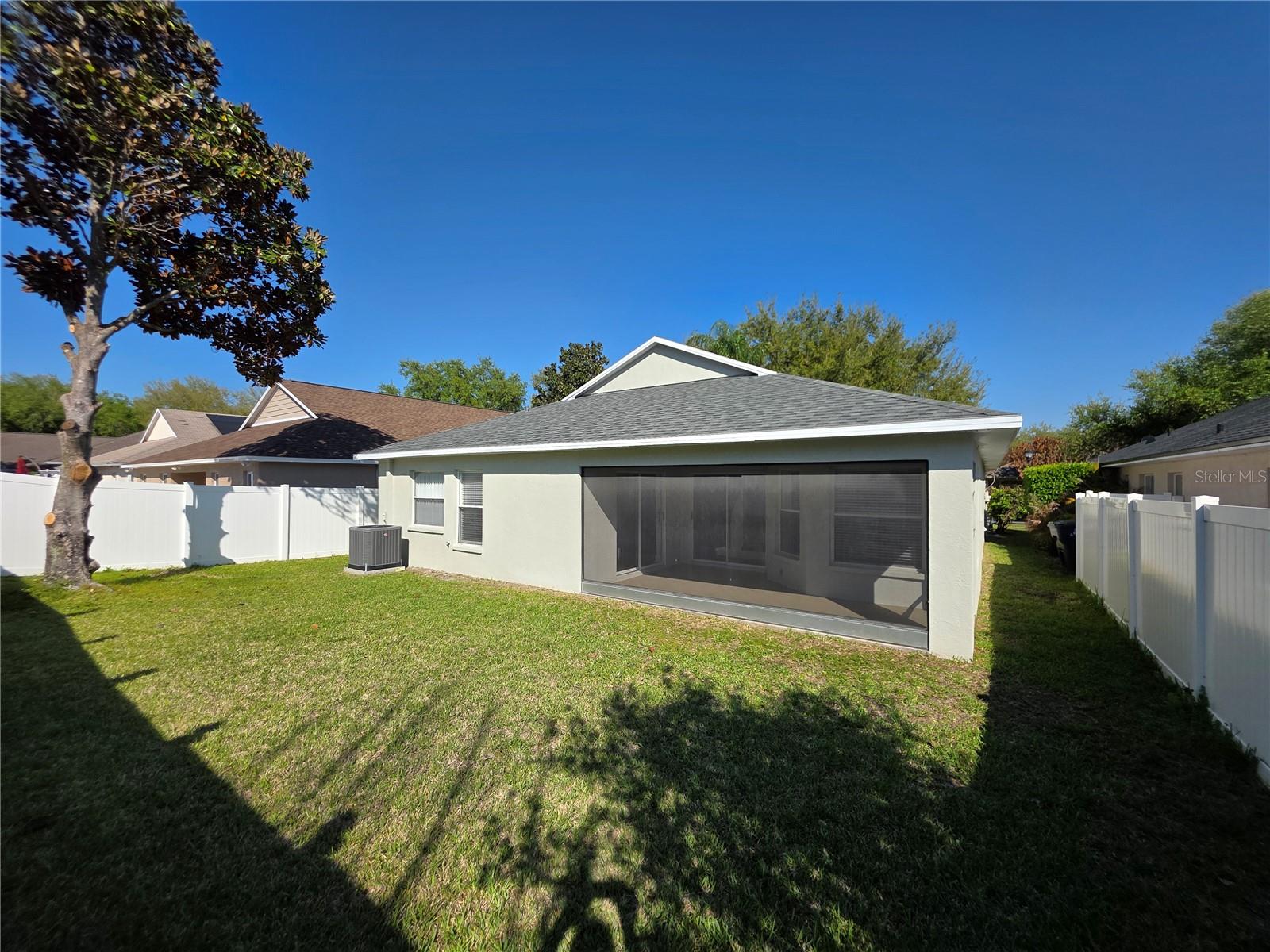 WOODBERRY PRCL B & C PH - Residential Lease