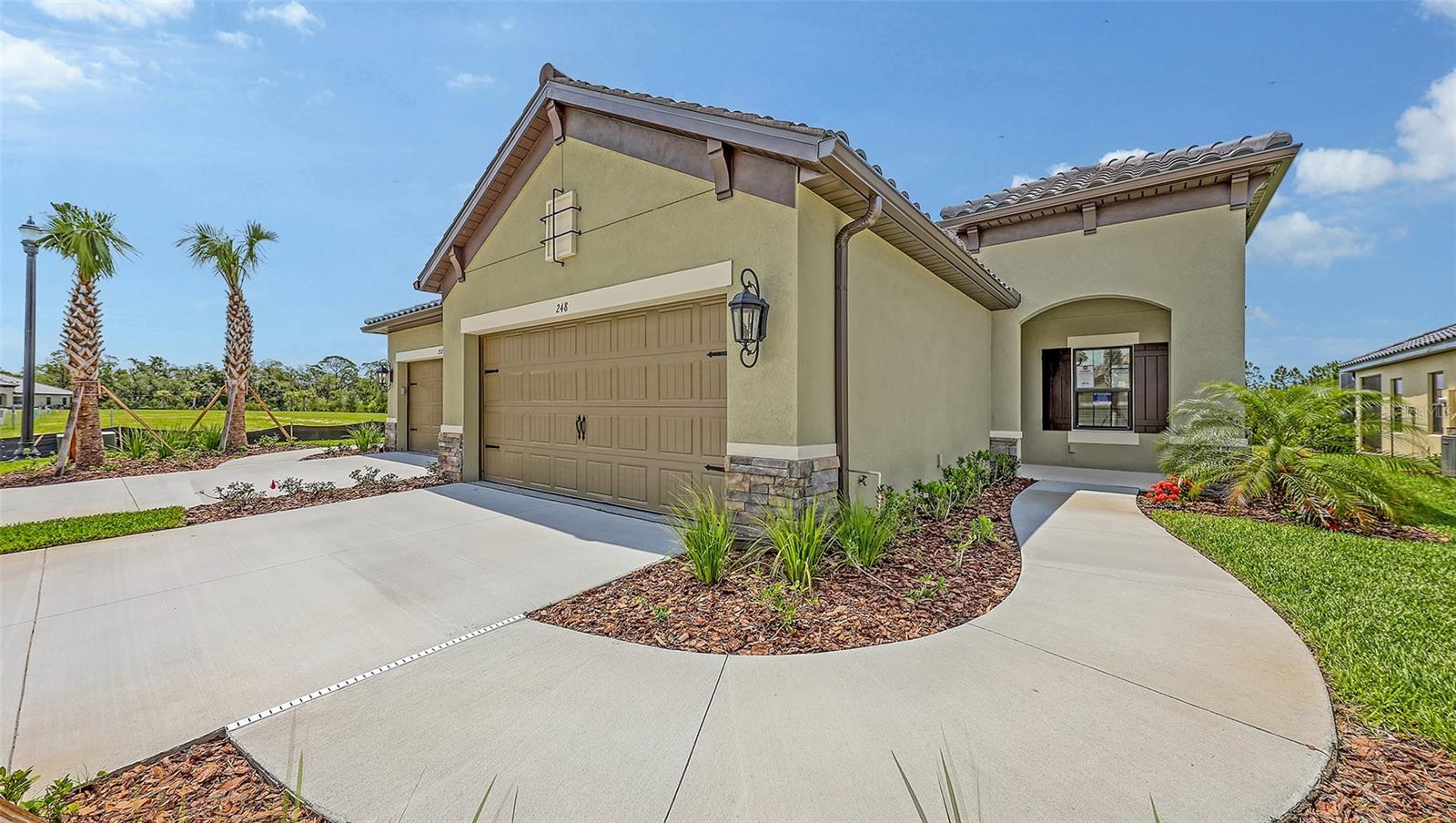 248 ALTAMURA CIRCLE