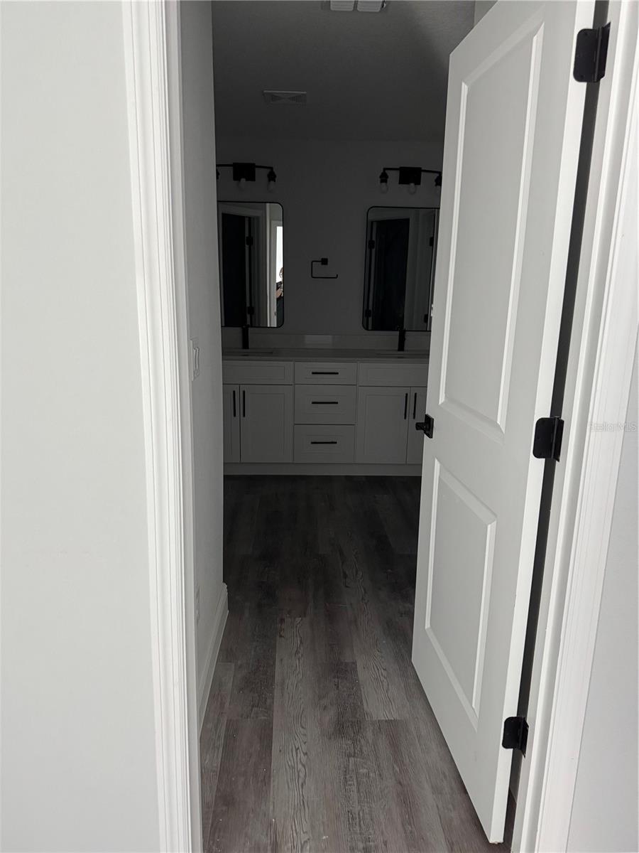 1438 SEELEY CIRCLE NW