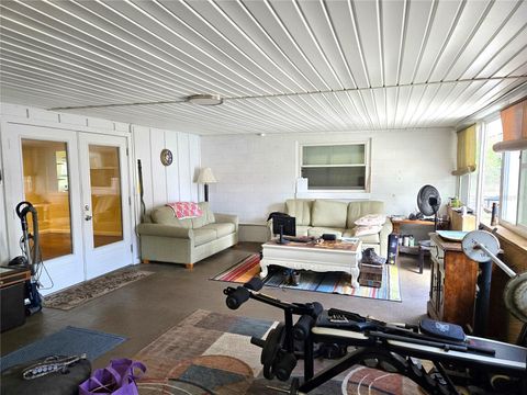 Tiny photo for 506 E Gottsche Avenue, Eustis, FL 32726 (MLS # G5110351)