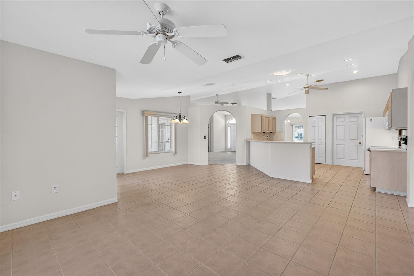 SPRUCE CREEK - Residential