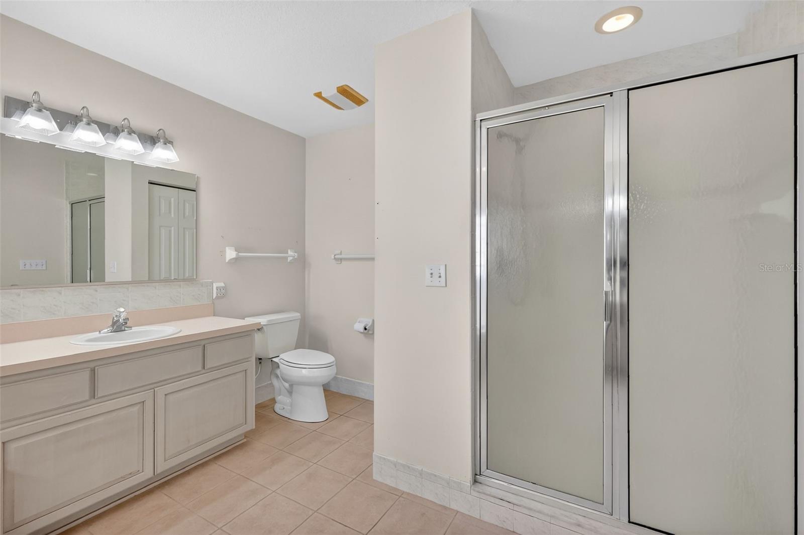 SPRUCE CREEK - Residential