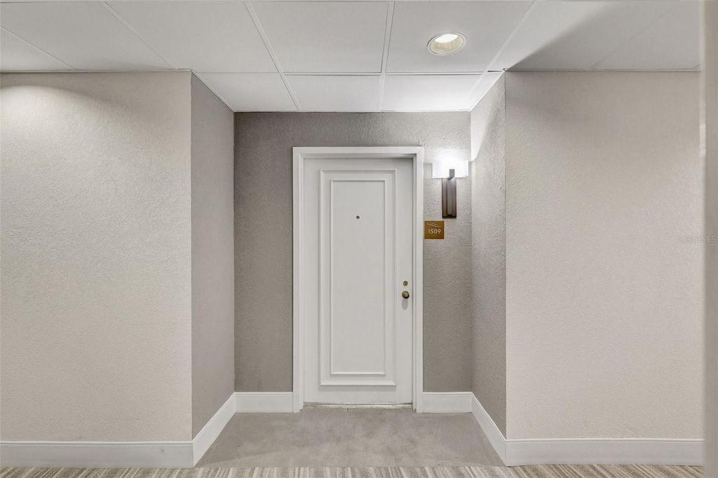 Photo of 1 SE Beach Drive #1509, St Petersburg, FL 33701 (MLS # TB8503184)