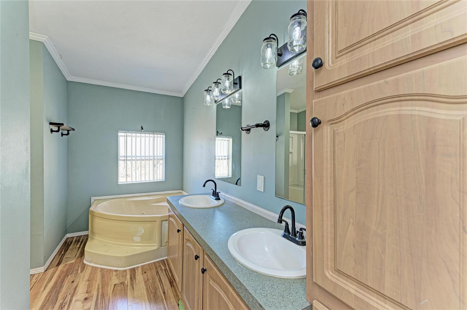 WATERBURY TRACTS CONTINUED - Residential