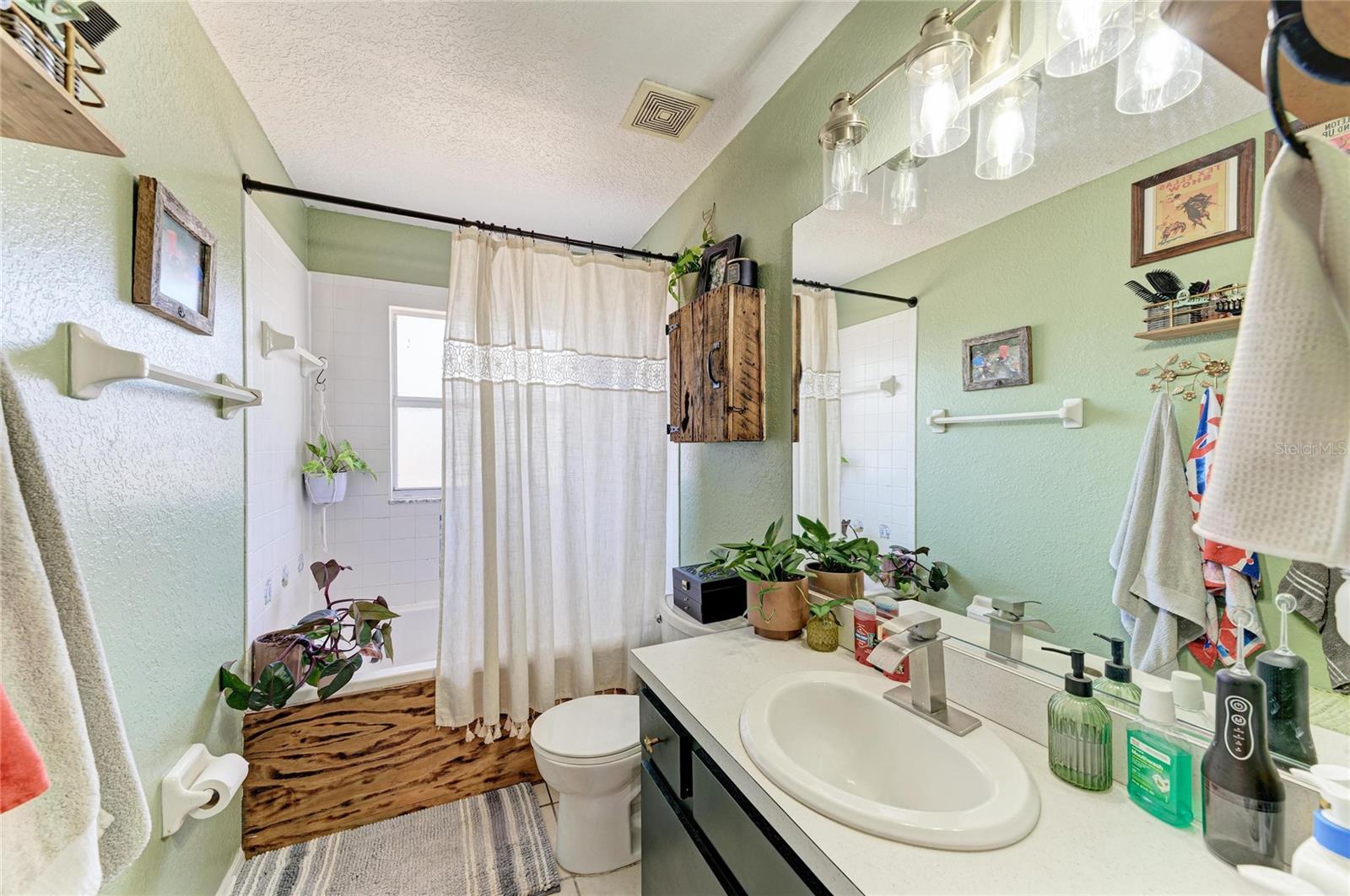 WATERBURY TRACTS CONTINUED - Residential