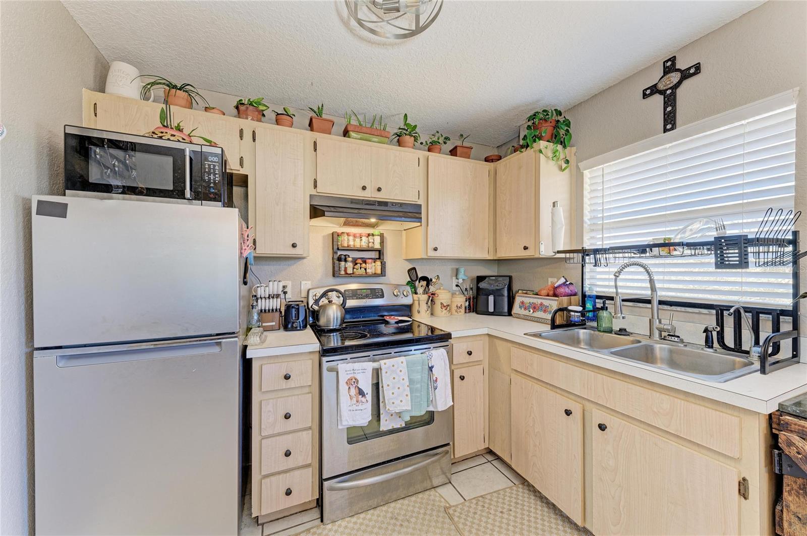 WATERBURY TRACTS CONTINUED - Residential