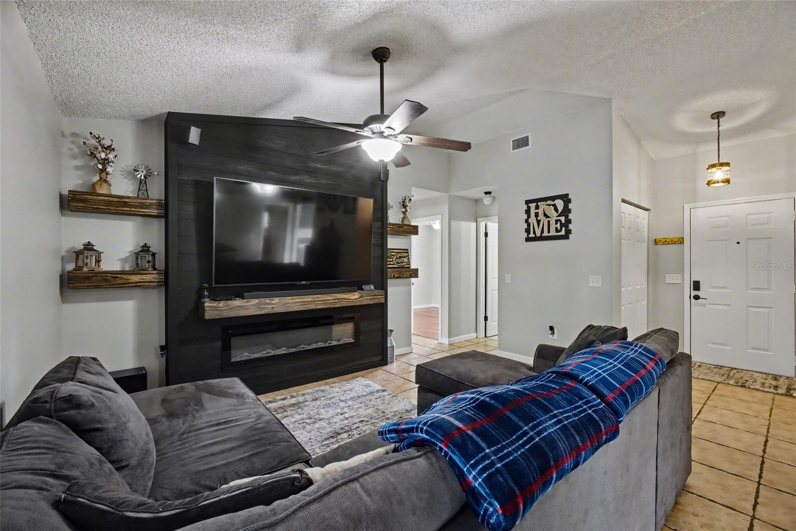 WEDGEWOOD CLUB ADD 01 - Residential